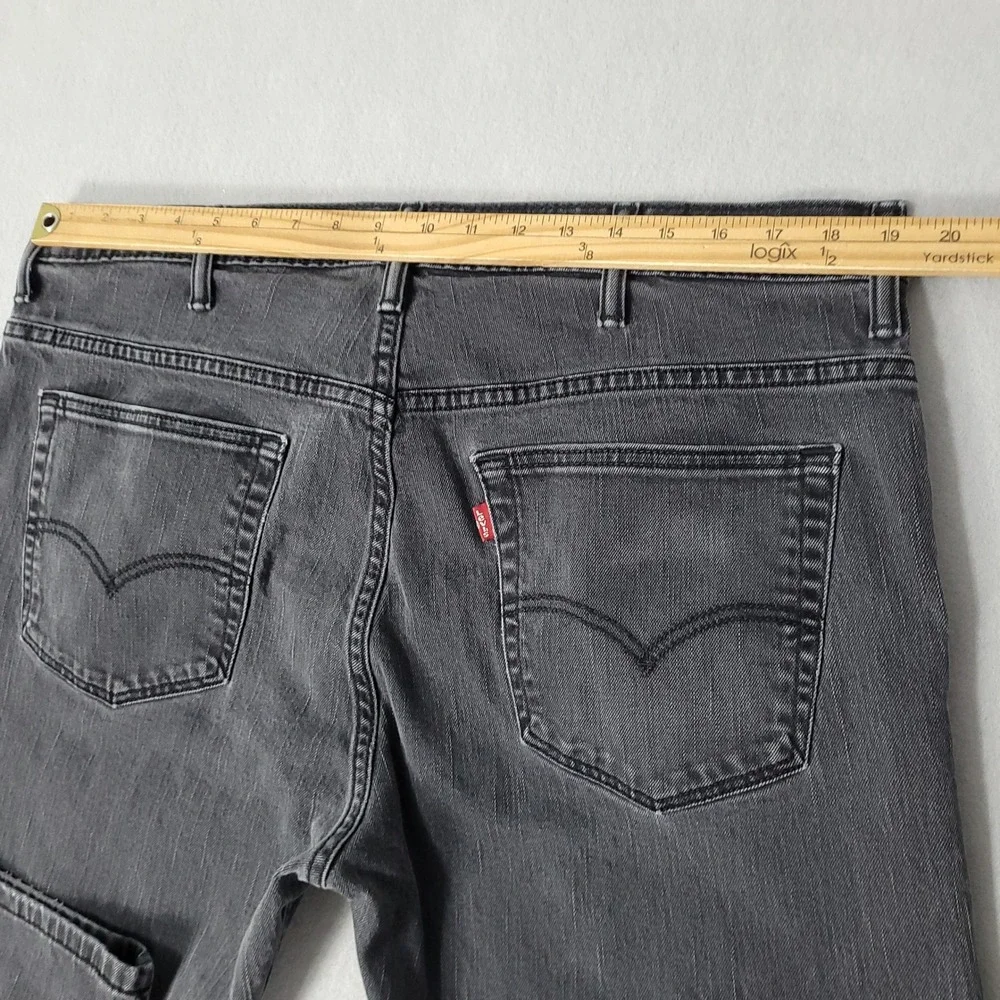 Levi's 541 Jeans Men's 38x30 Black Distressed Athletic Taper Denim 541-0960